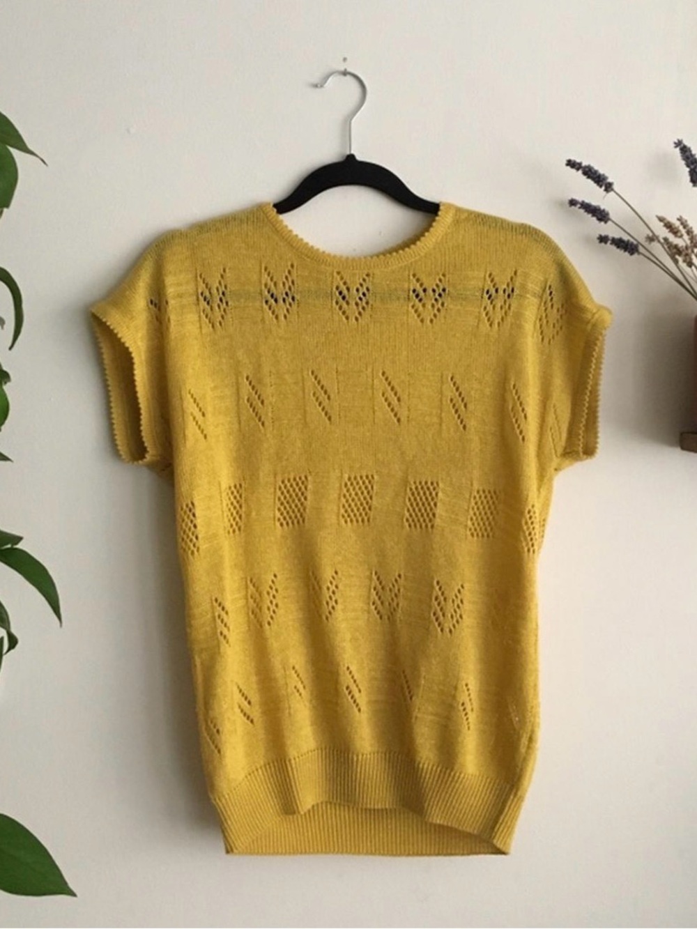 Vintage Yellow Short-Sleeve Knit Sweater